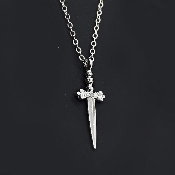 Silver Dagger Sword Necklace - Picture 1 of 4